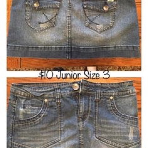 Shorts - Picture 4 of 4